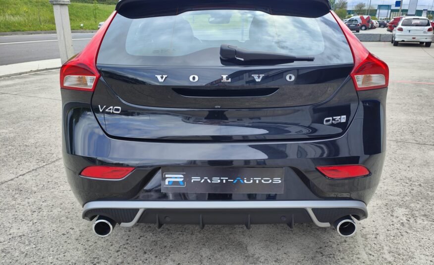VOLVO V40 D3 RDesign Momentum