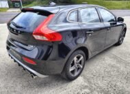 VOLVO V40 D3 RDesign Momentum