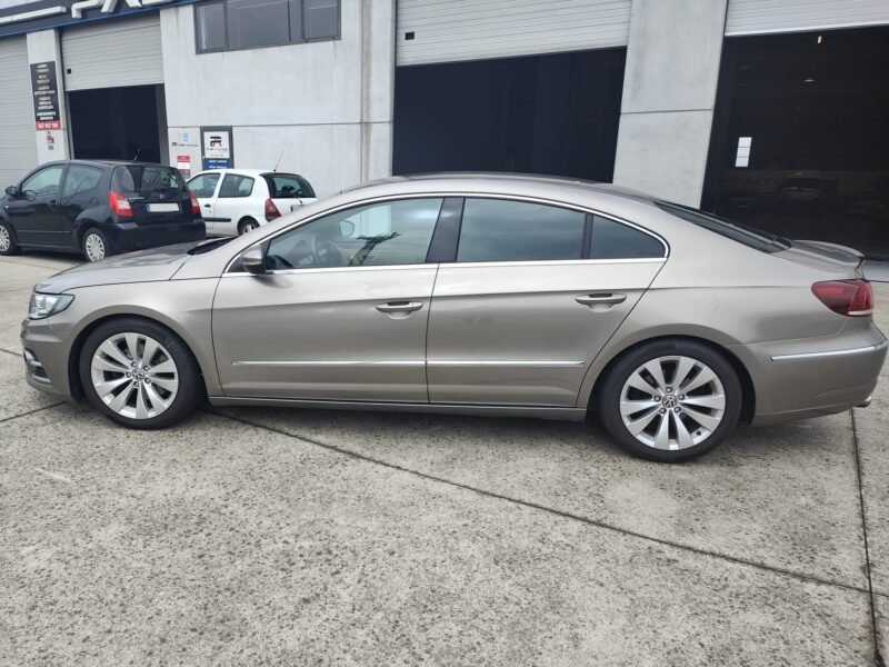 VOLKSWAGEN Passat CC 2.0 TDI 140cv HIGHLINE BLUEMOTION