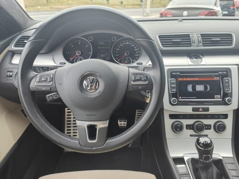 VOLKSWAGEN Passat CC 2.0 TDI 140cv HIGHLINE BLUEMOTION