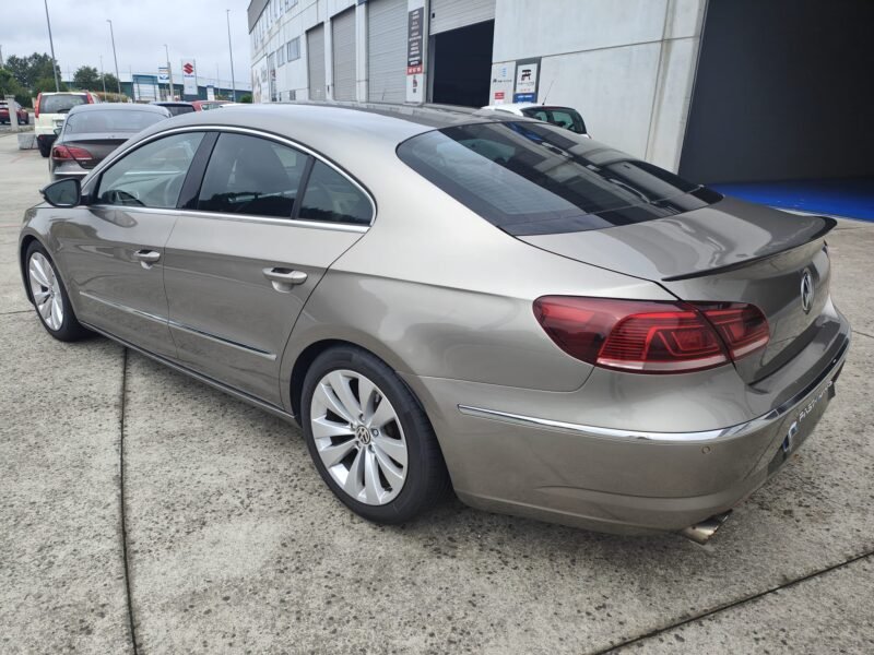 VOLKSWAGEN Passat CC 2.0 TDI 140cv HIGHLINE BLUEMOTION
