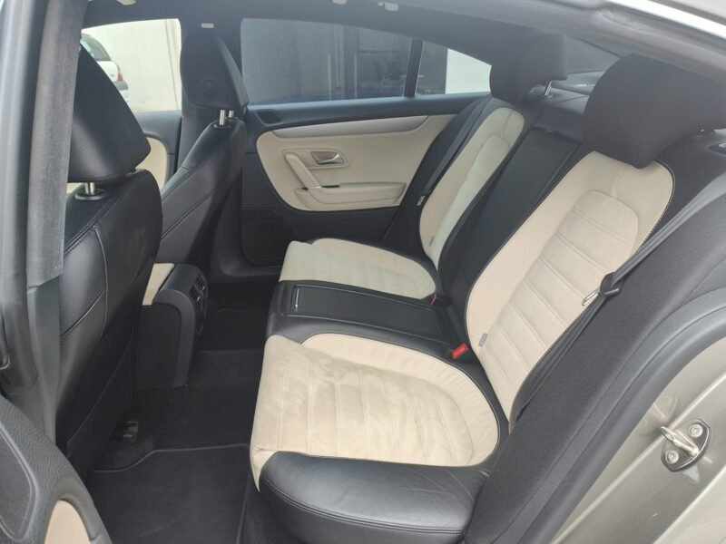 VOLKSWAGEN Passat CC 2.0 TDI 140cv HIGHLINE BLUEMOTION