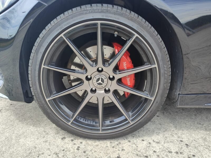 MERCEDES-BENZ Clase C C C220 d 4MATIC AMG Line Estate 5p. AMG Line Estate Avant