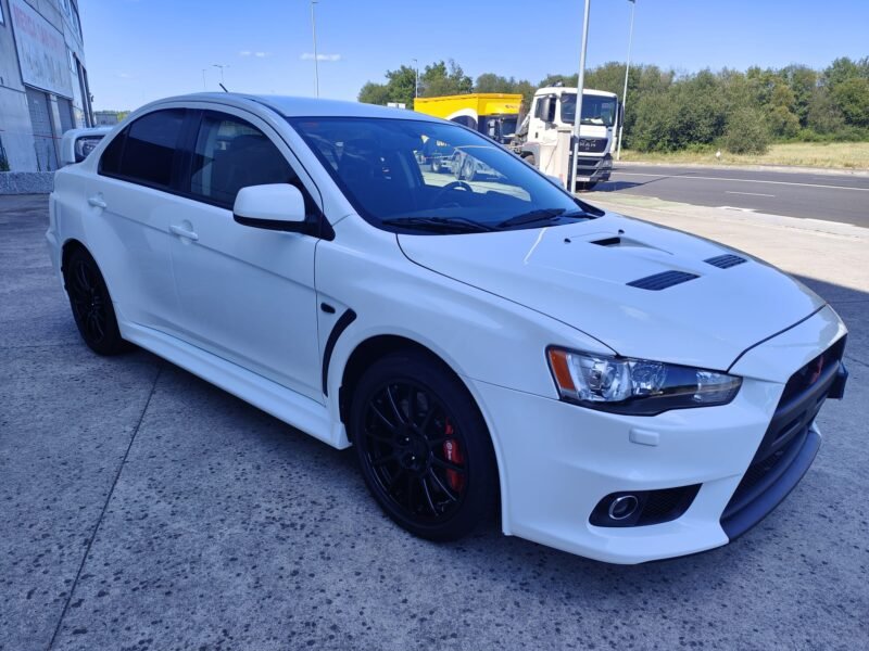 MITSUBISHI LANCER EVO X GSR ARASHI VERSIÓN (29/150)