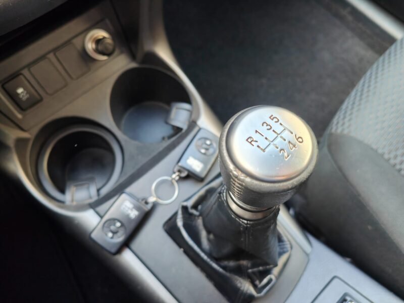 TOYOTA RAV4 D4d 4×4 ADVANCE 4X4