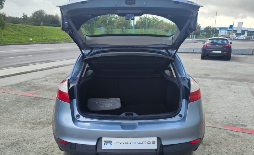 RENAULT Megane DYNAMIQUE dCi 110 ECO2 E5