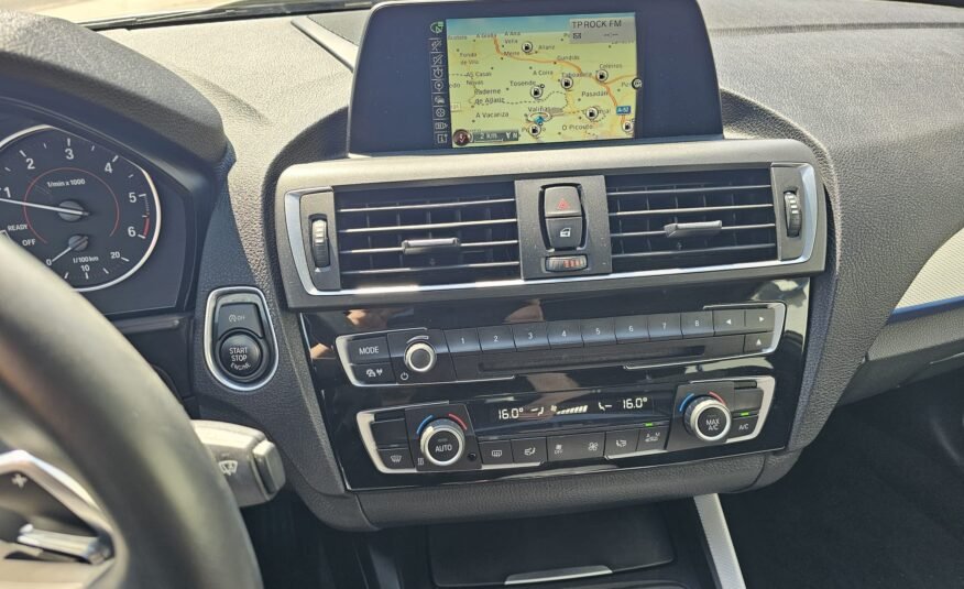 BMW SERIE 1 120dA xDRIVE 3p.