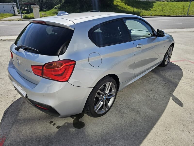 BMW SERIE 1 120dA xDRIVE 3p.