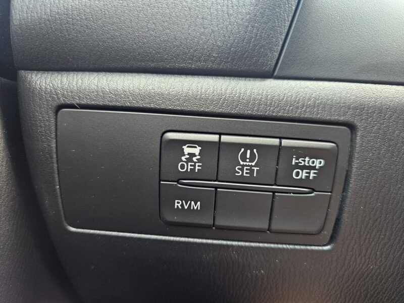 MAZDA 3 2.2 DE 150 MT Luxury SDN 4p.