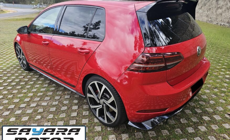 VOLKSWAGEN GOLF GTi CLUBSPORT