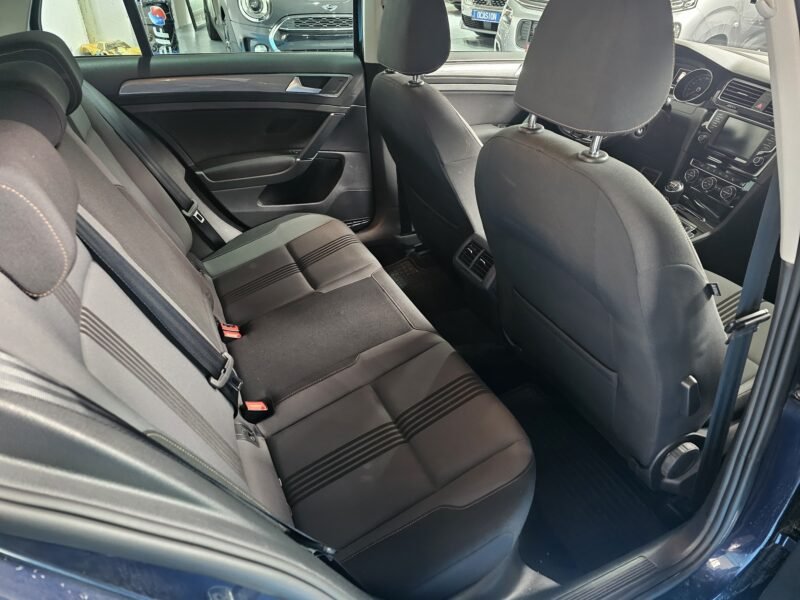 VOLKSWAGEN Golf 7 2.0 TDI 150CV BMT AMBITION 5p