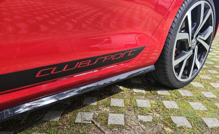 VOLKSWAGEN GOLF GTi CLUBSPORT