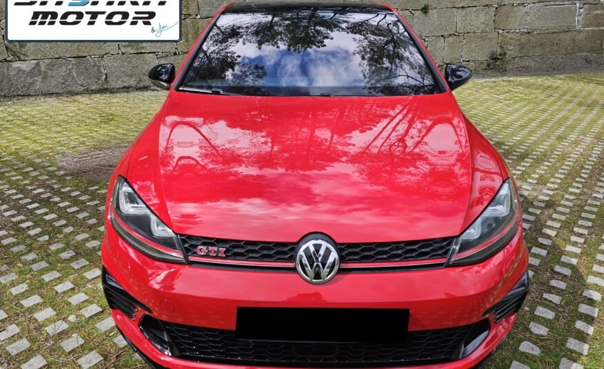 VOLKSWAGEN GOLF GTi CLUBSPORT