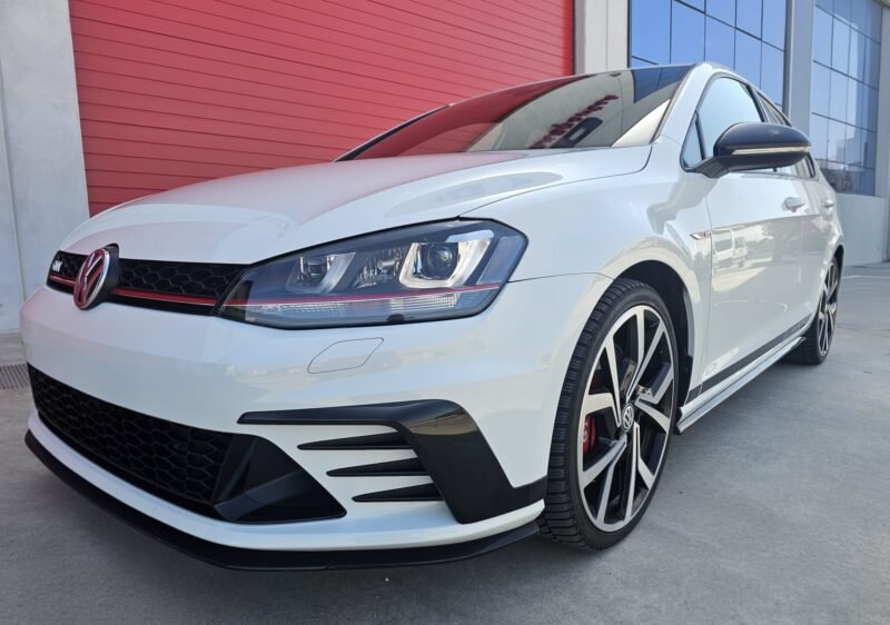 VOLKSWAGEN GOLF GTi CLUBSPORT