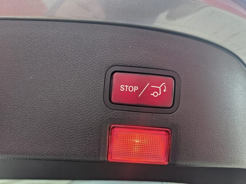 MERCEDES-BENZ Clase CLA 220d 4MATIC AMG Line Shooting Brake