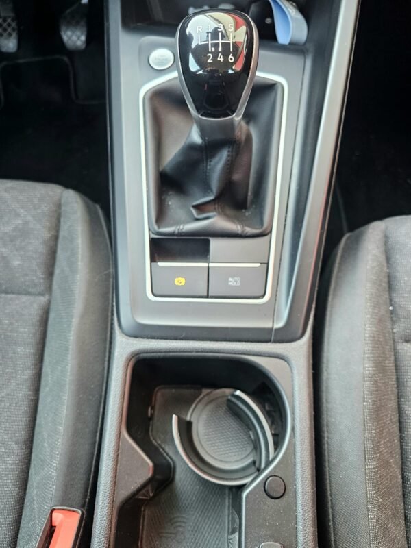 VOLKSWAGEN GOLF 8 2.0 TDi