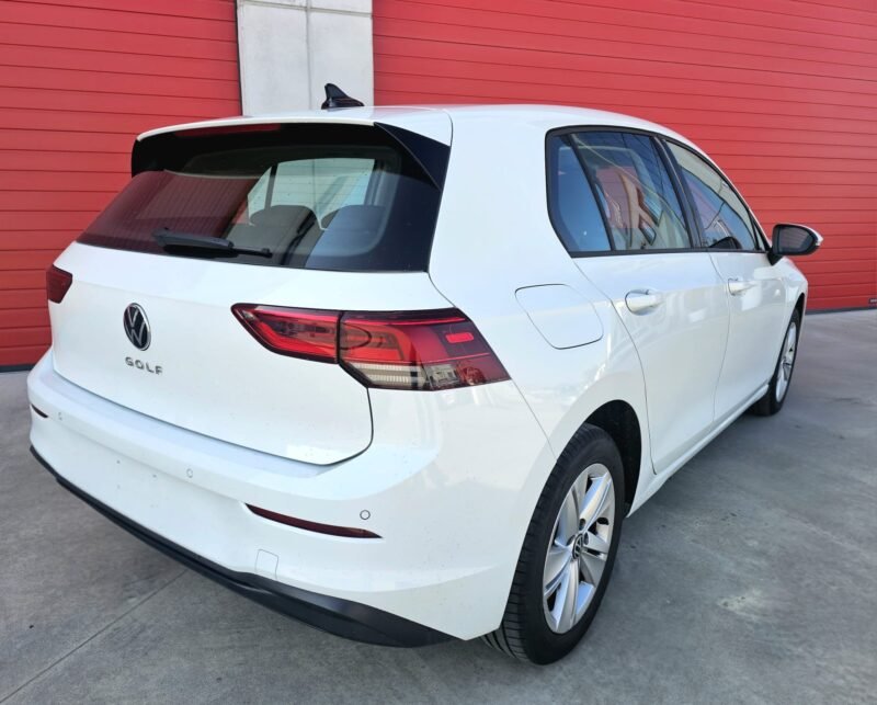 VOLKSWAGEN GOLF 8 2.0 TDi