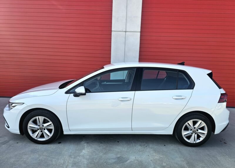 VOLKSWAGEN GOLF 8 2.0 TDi