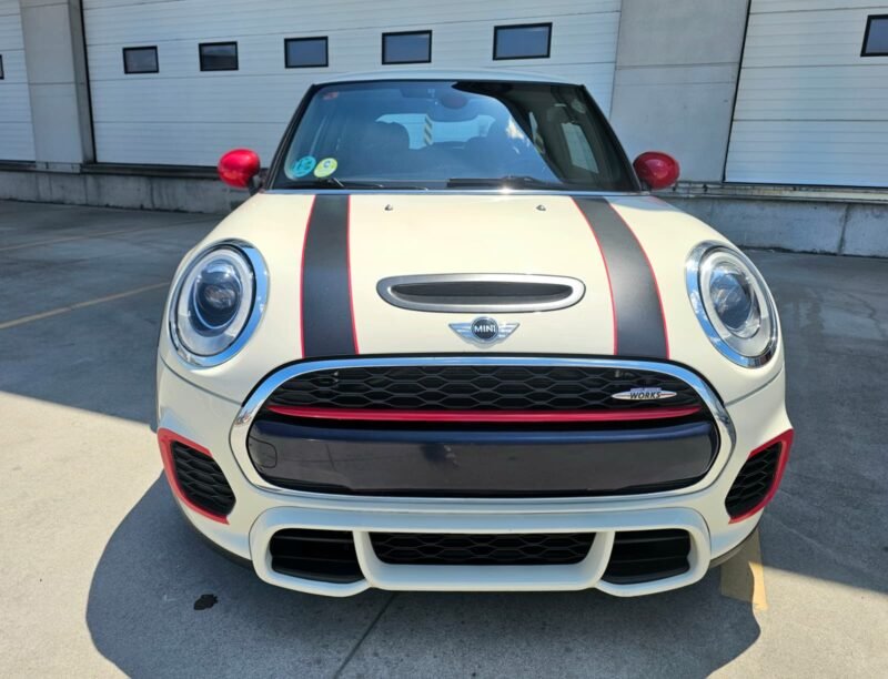 MINI COOPER JHON COOPER WORKS