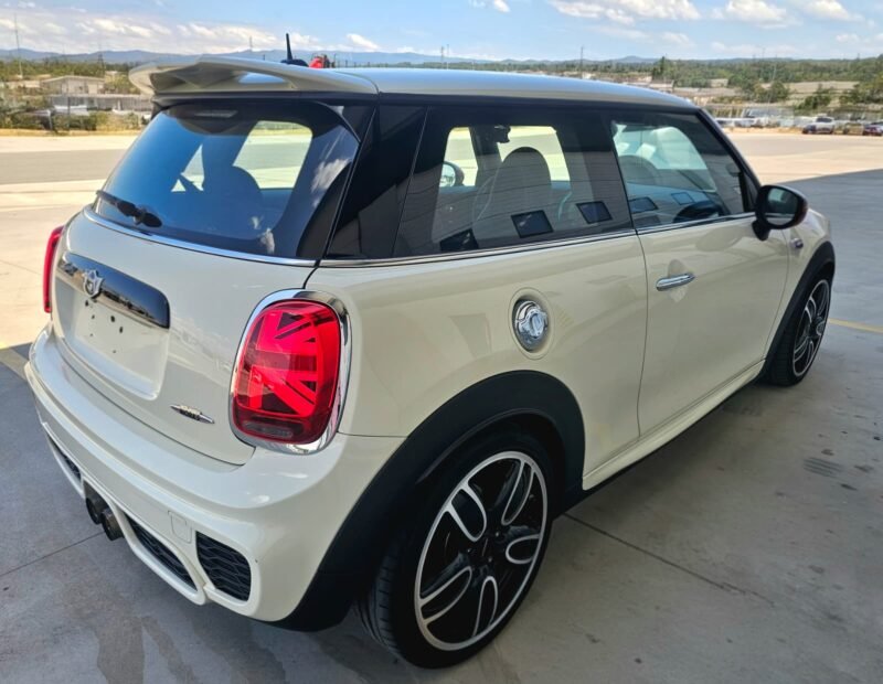 MINI COOPER JHON COOPER WORKS